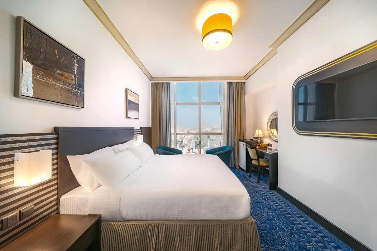 Kiswa-Hotel-Room